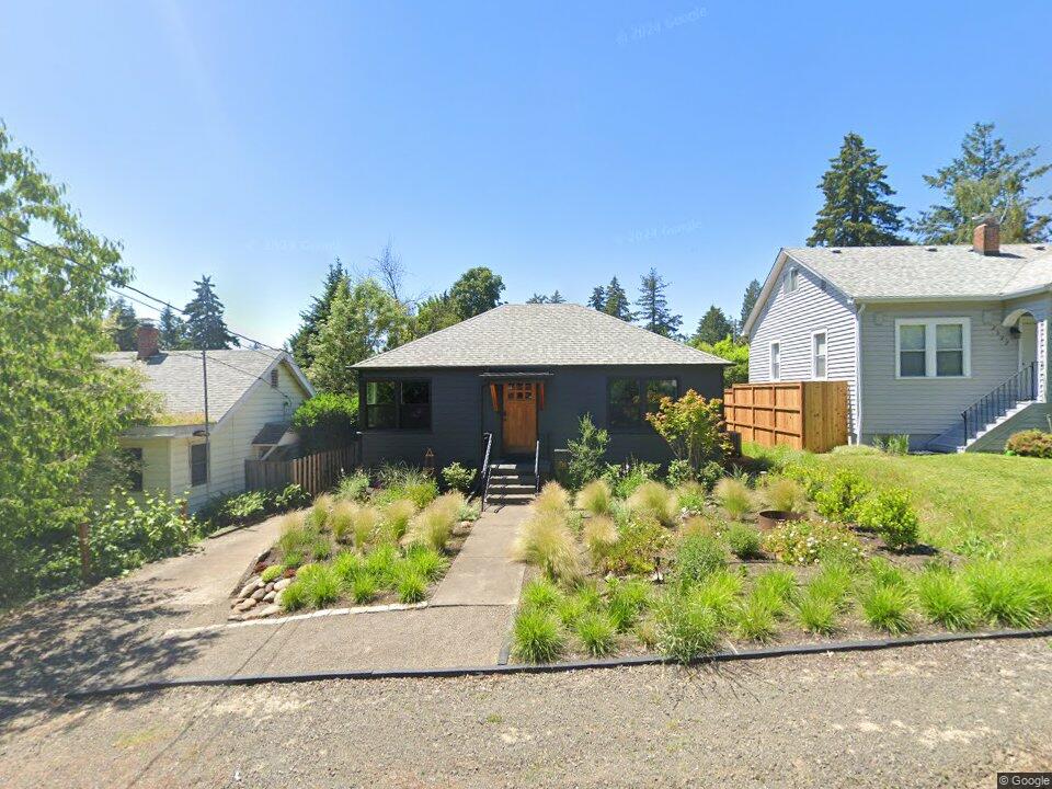 7335 SW 29th Ave