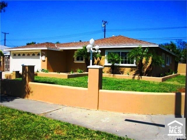 2229 S LAURA LINDA Ln