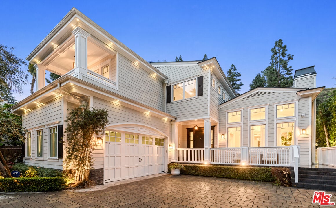 Luminor Heights, Laurel Canyon Blvd, 90046