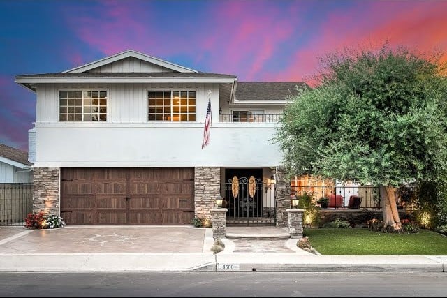 4500 Elder Avenue Branded