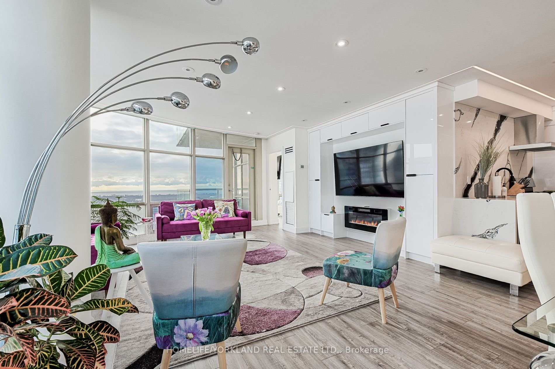 10 Navy Wharf Crt 3209