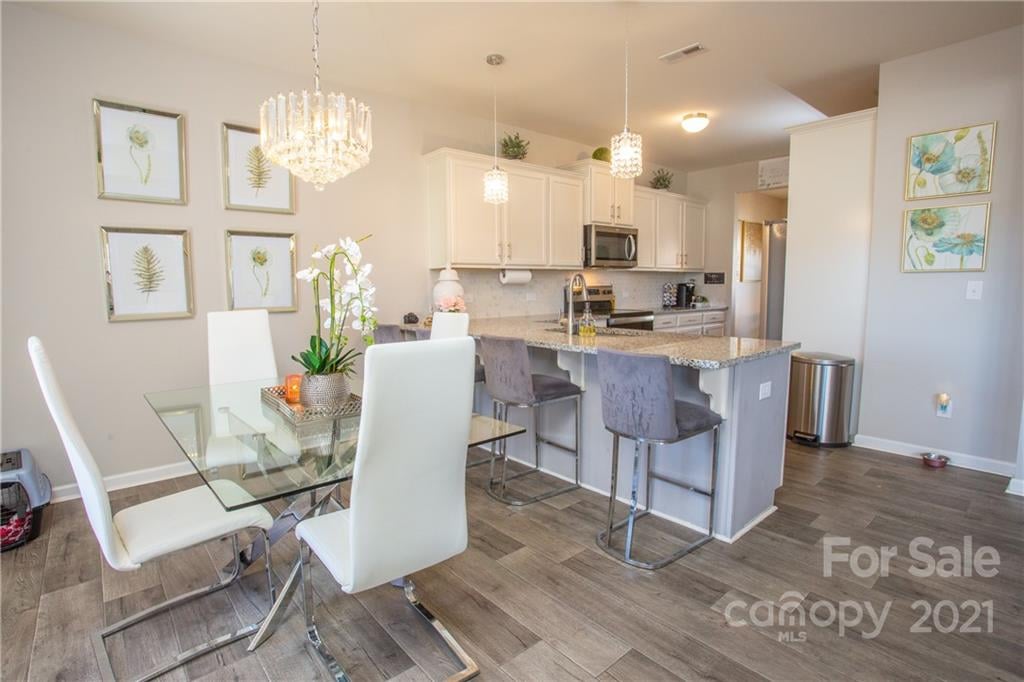 254 Austen Lakes Dr