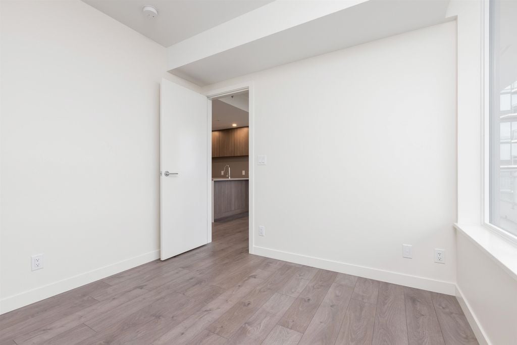 13318 104th Ave, #1608