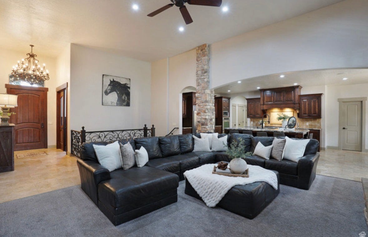 Santaquin Home