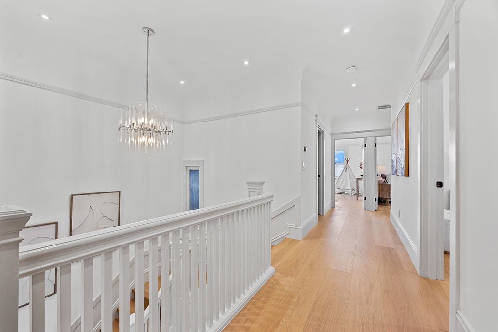 785 3rd Avenue · Photo 7