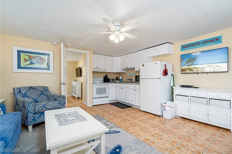138-140 Delmar Ave