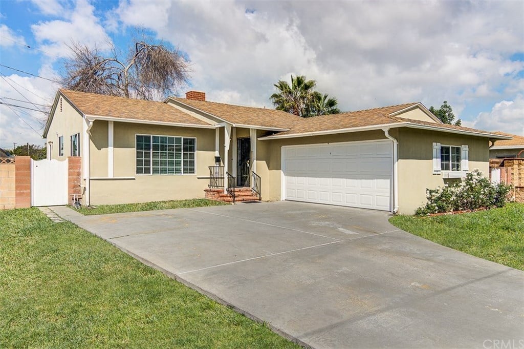 10929 Archway Dr