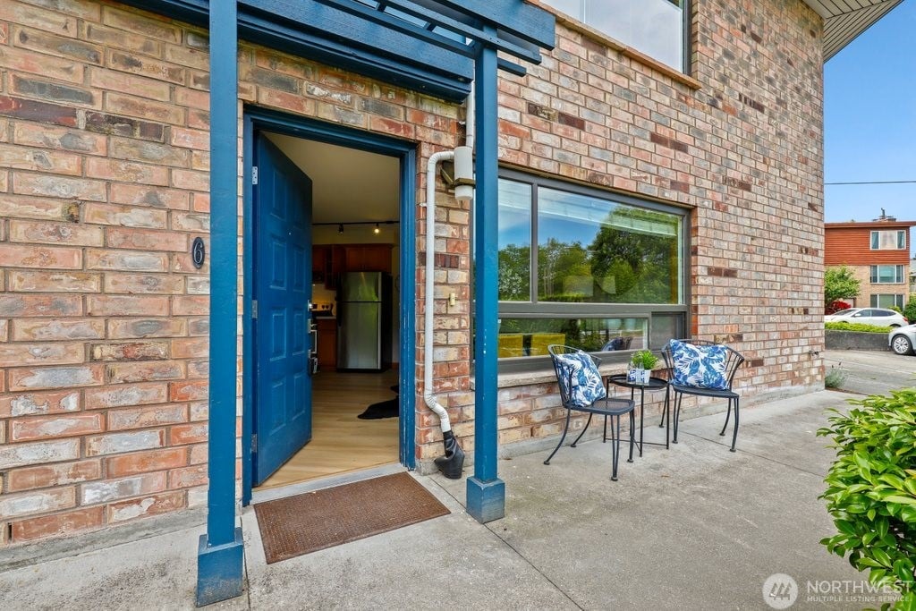 4269 Gilman Avenue W #6