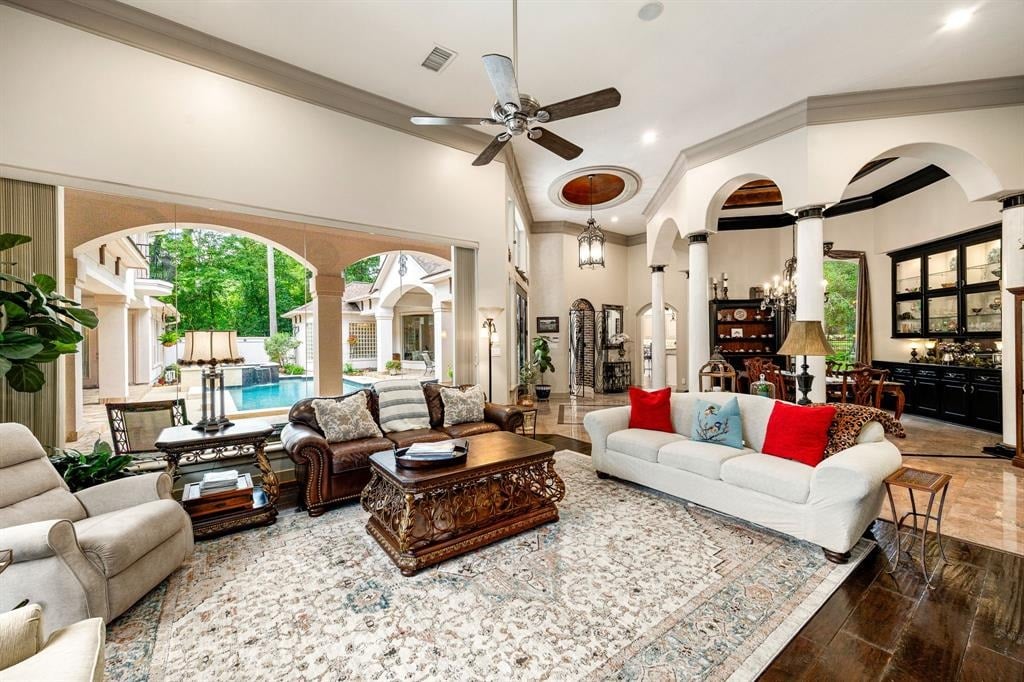 10355 Paradise Valley Dr