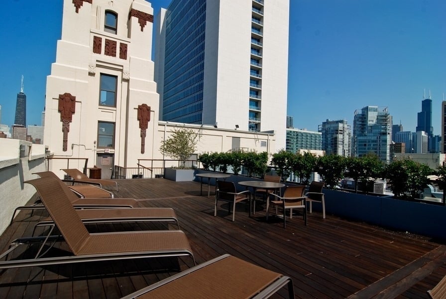  758 N Larrabee St Unit 821