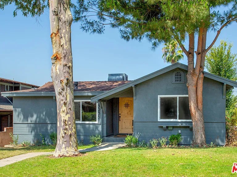 5235 Mount Helena Ave