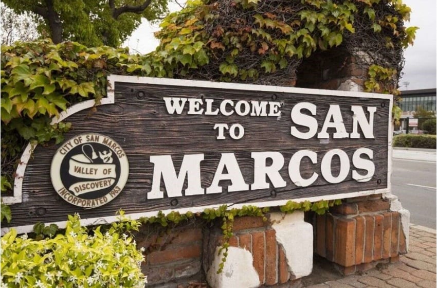 868 Hailey Ct. San Marcos 92078