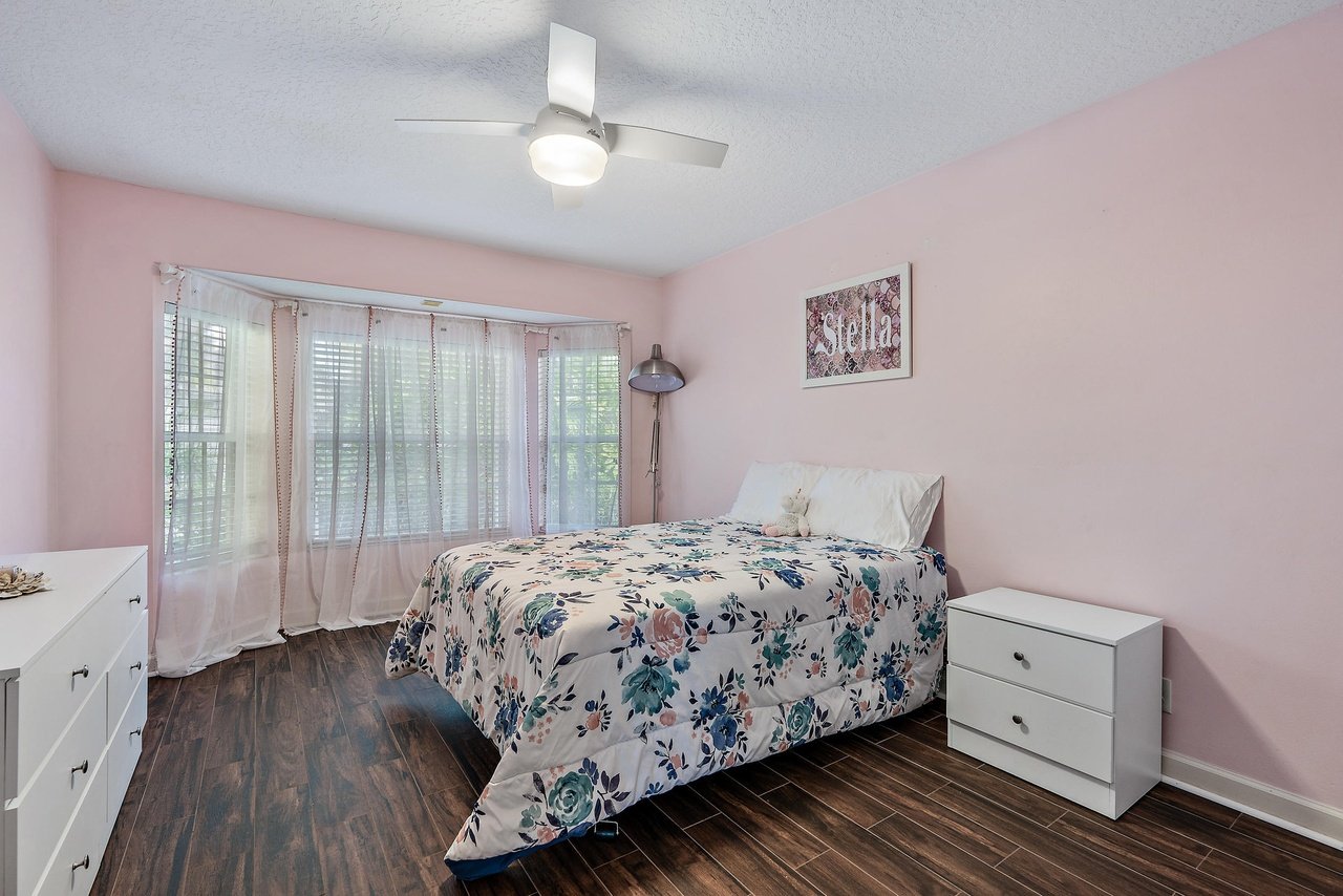 104 Jeanette Way 