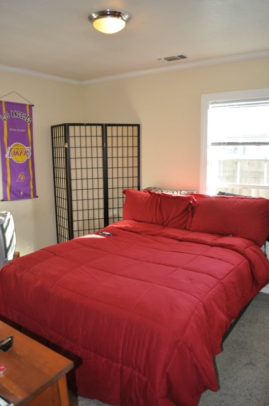 New Listing in Tahoe Park! 3141 Kroy Sacramento, CA 95820