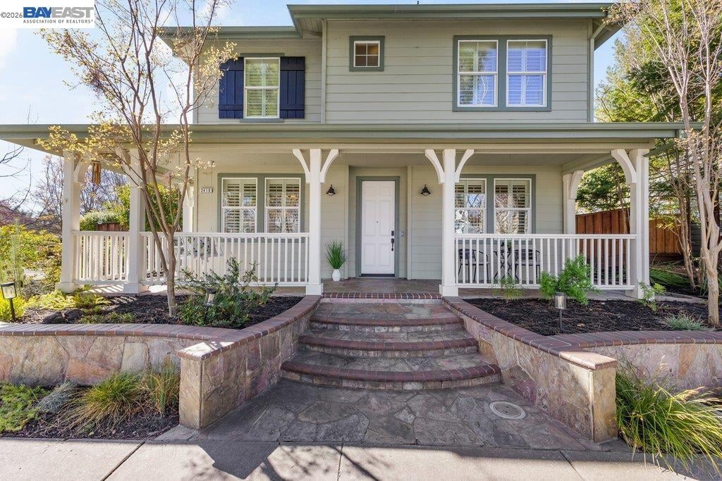 2410 Robinson Circle
