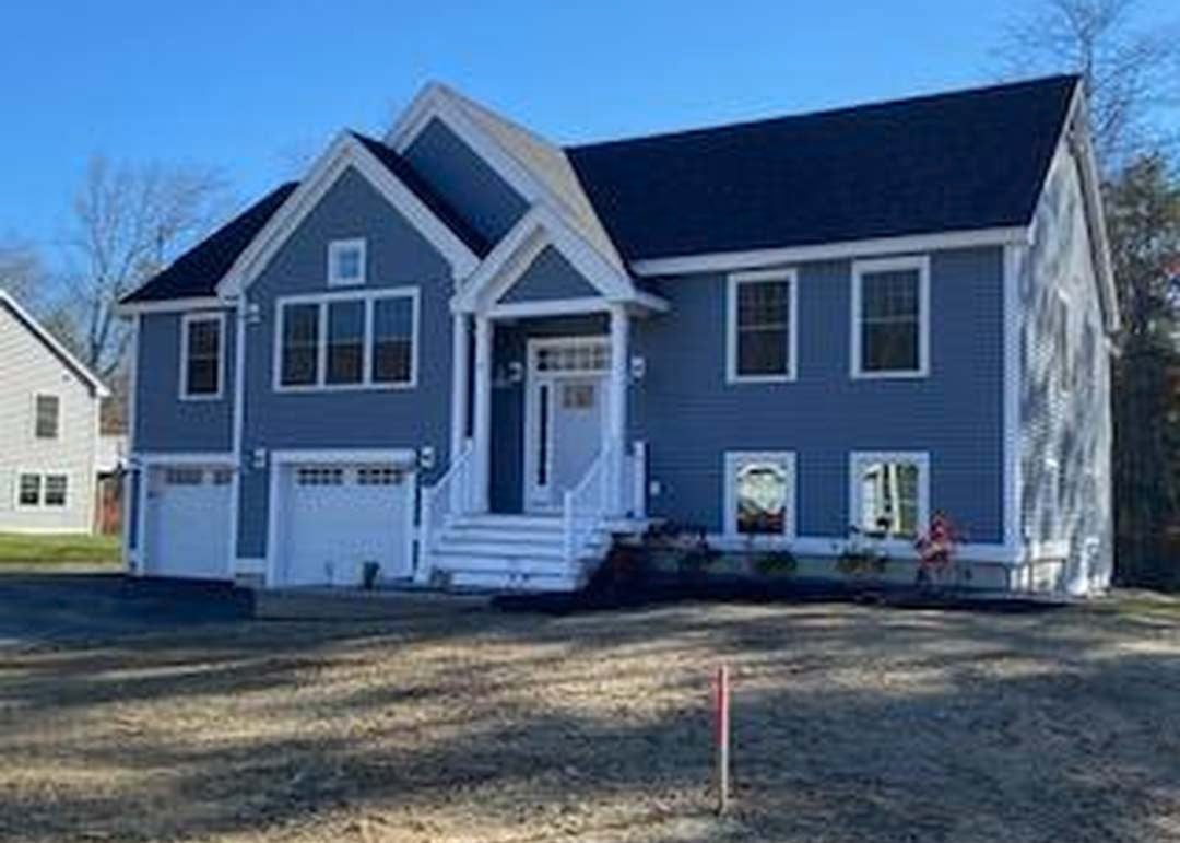 11 Little Meadow Ct