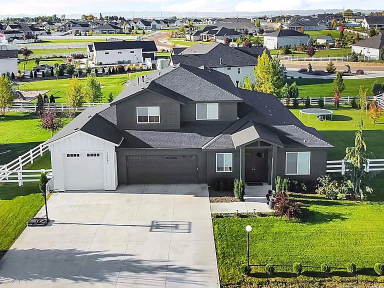 15087 Pinehurst Wy