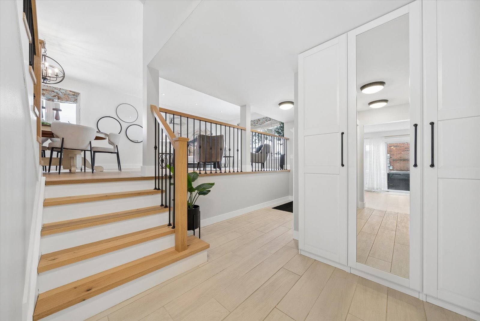 233 Fincham Ave 