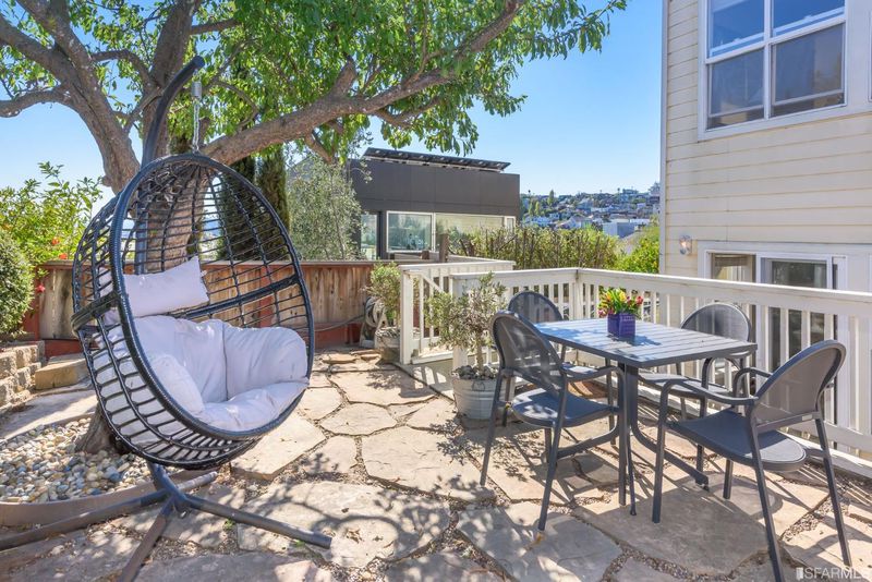 479 Texas St, #1