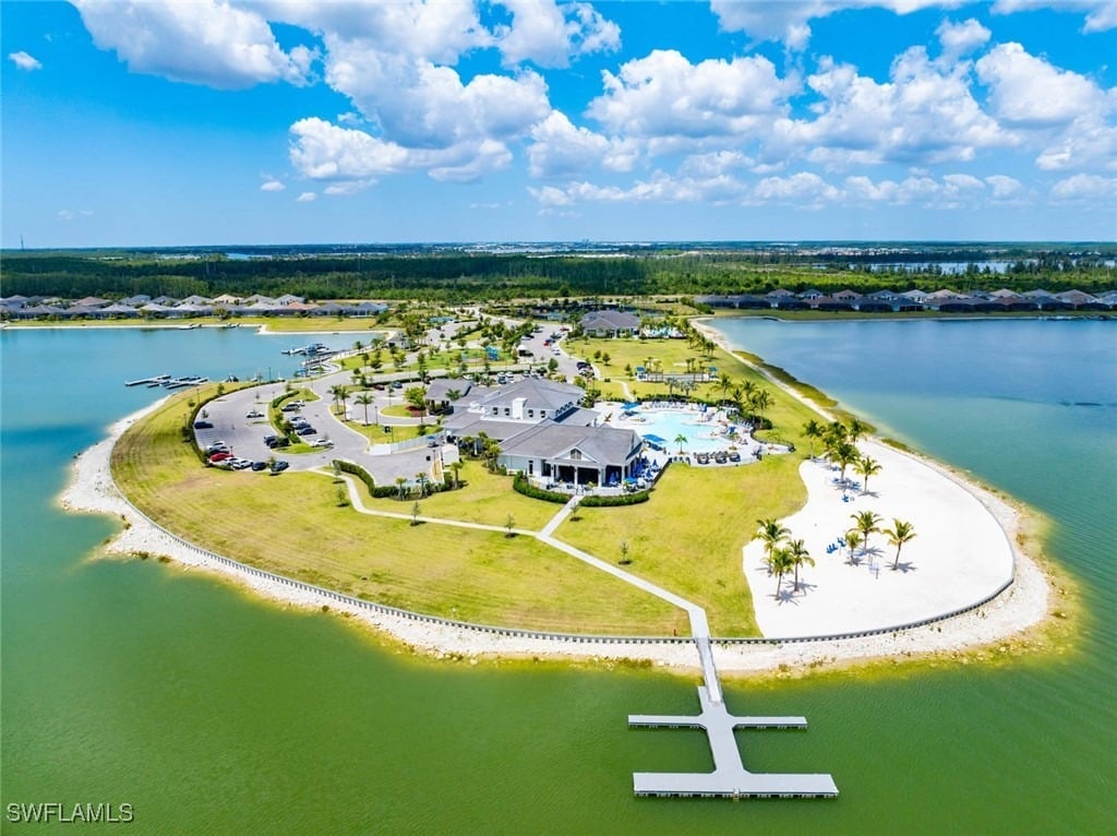 19129 Aqua Shore Dr