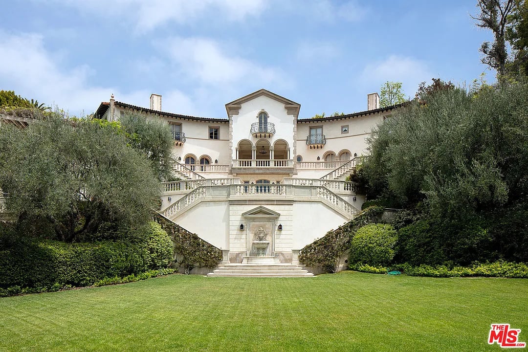 10539 Bellagio Rd