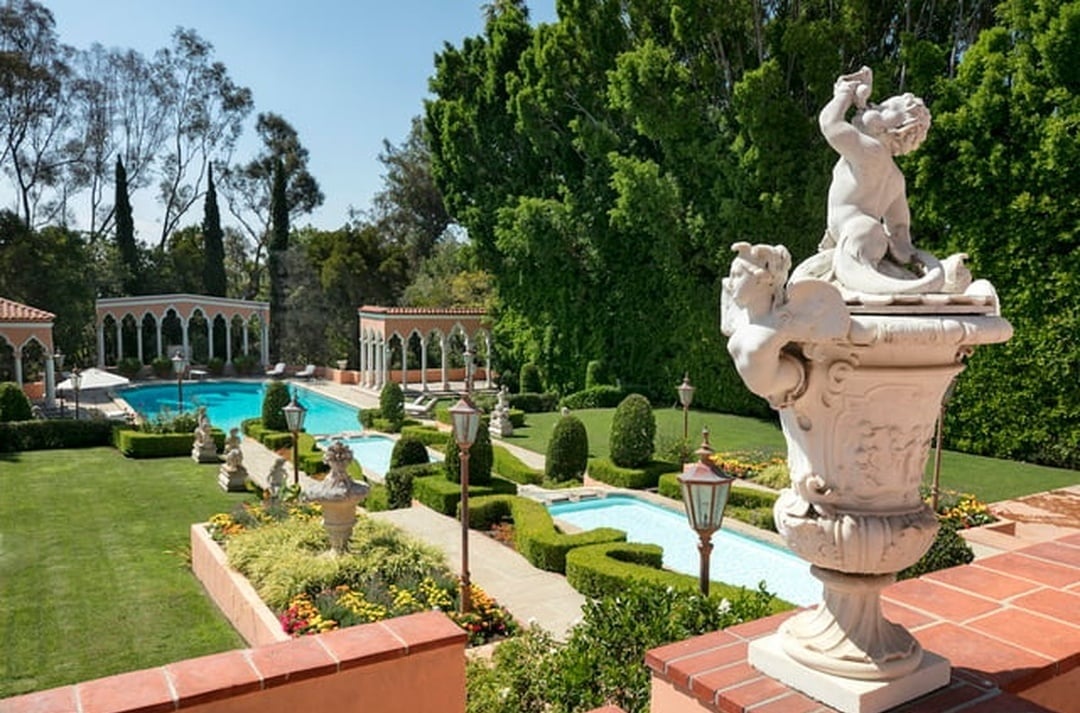 Valley Villa