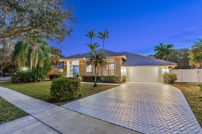 104 Jeanette Way 