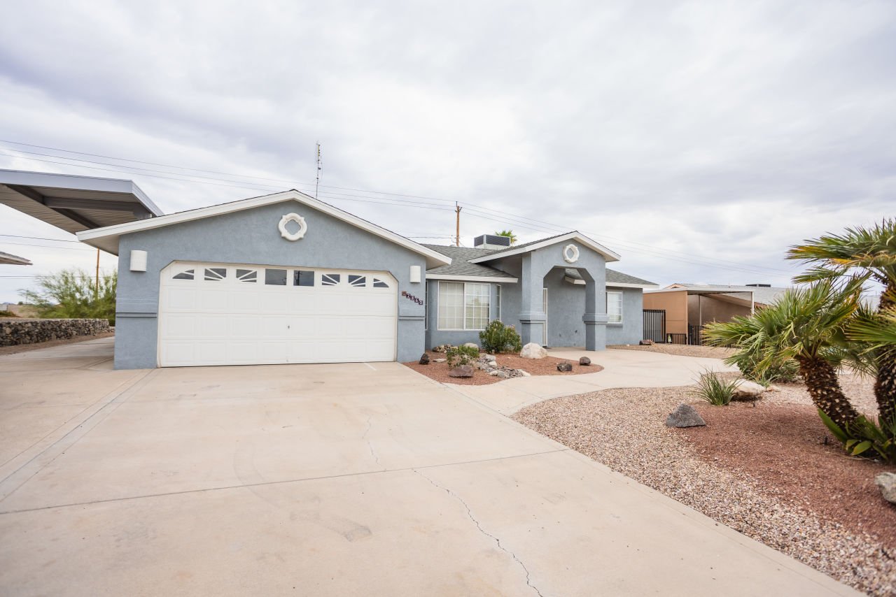2860 Arabian Dr