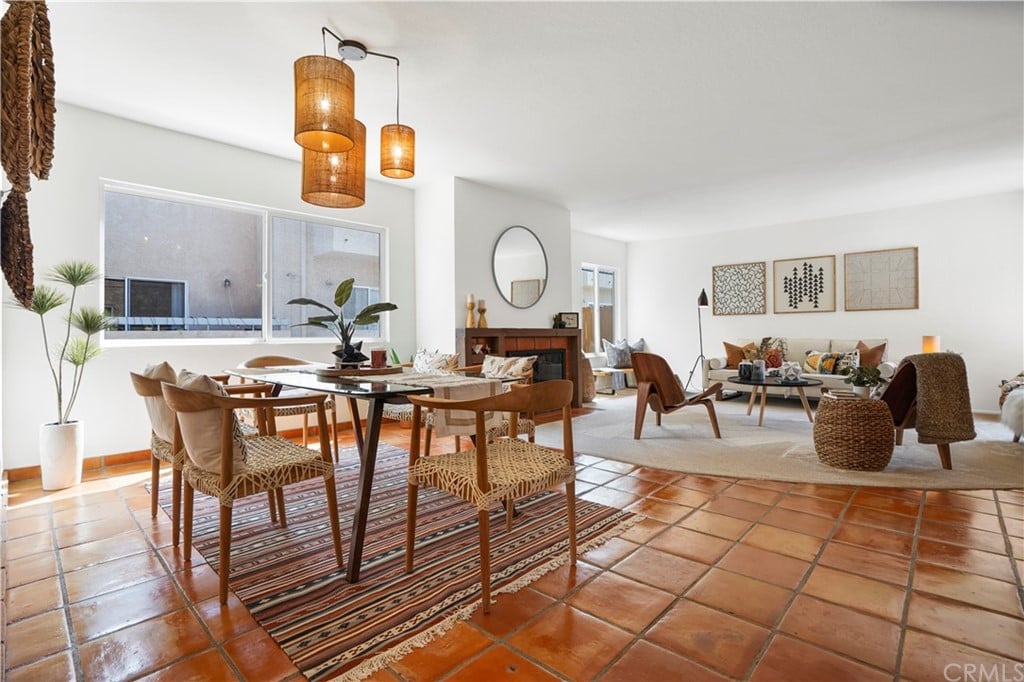 11918 Avon Way, Unit 104