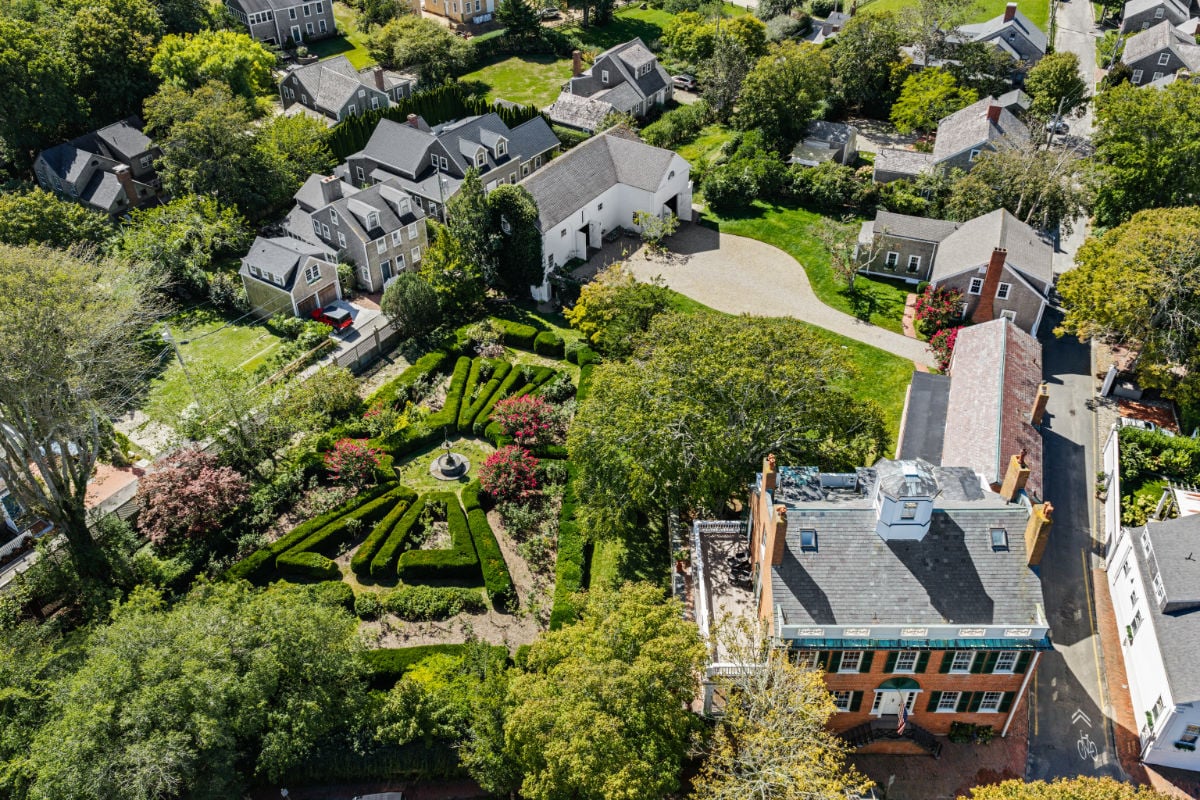 19 Pleasant Street - Moors End