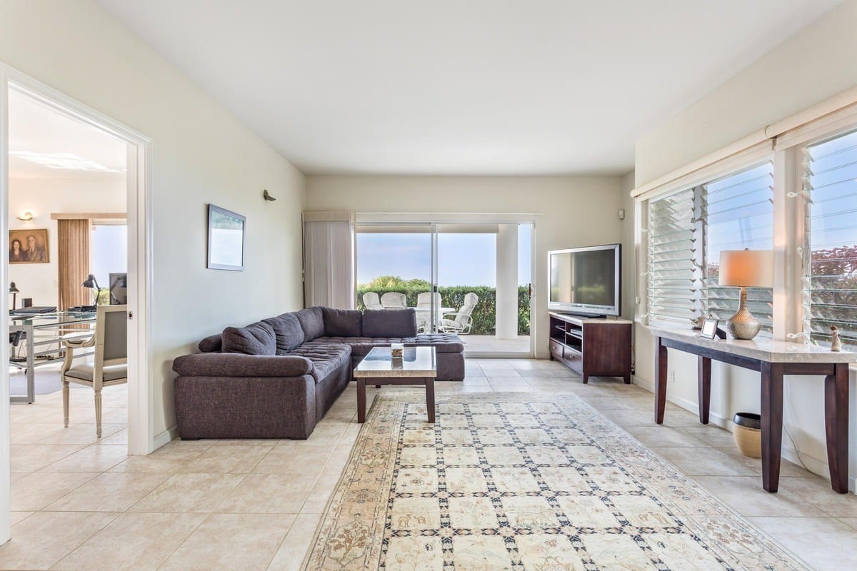 77-6311 Kaumalumalu Dr