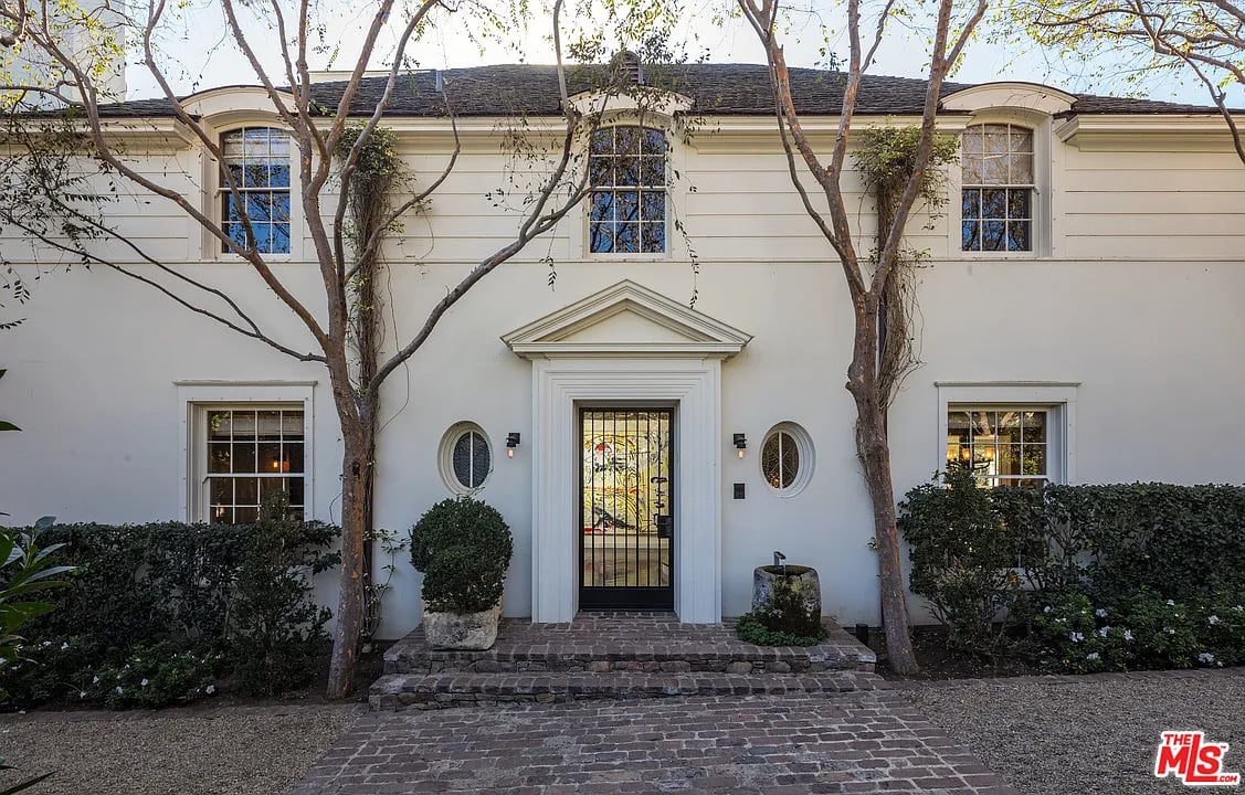 Private estate compound of finest quality