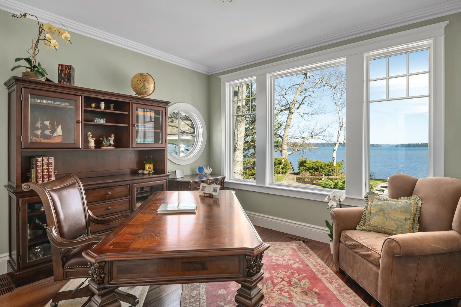 373 Lower Flying Point Road, Freeport