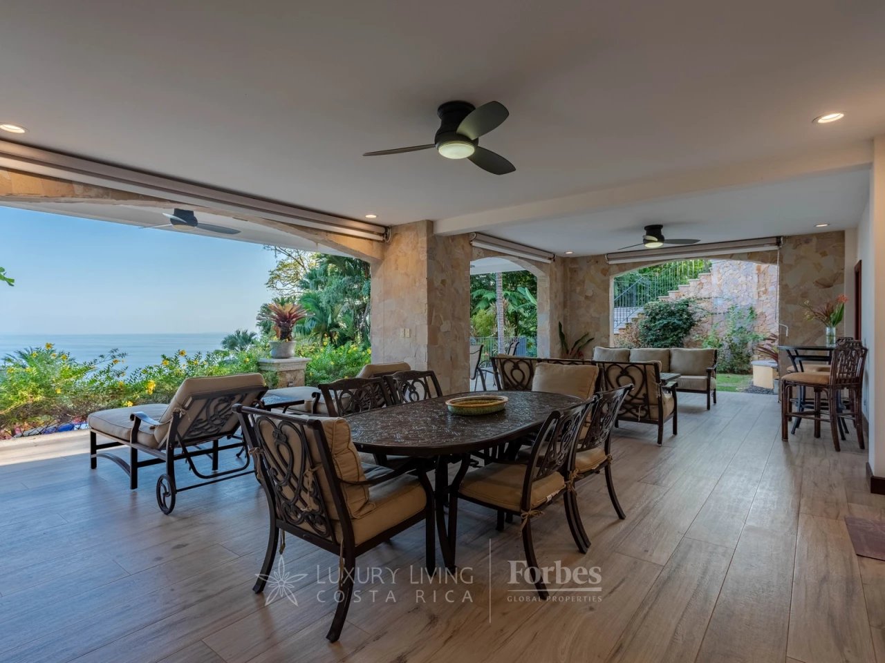 20878 - A Luxurious Sanctuary in Costa Rica's Pacific Jungle