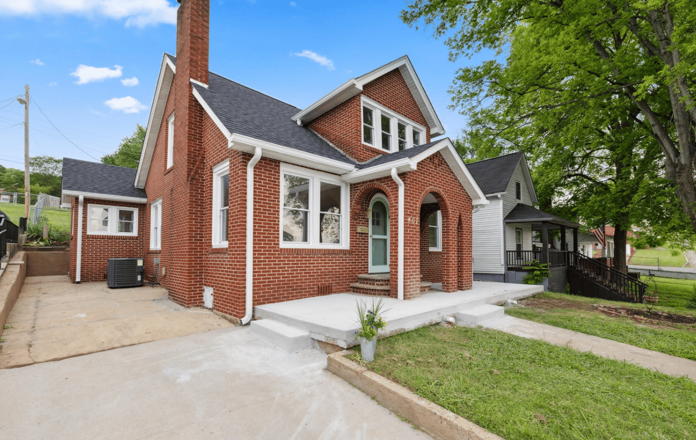 407 W 1st Avenue