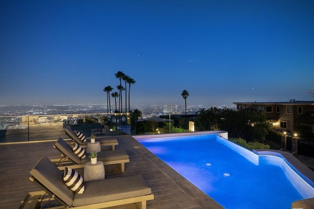 Manor Spot