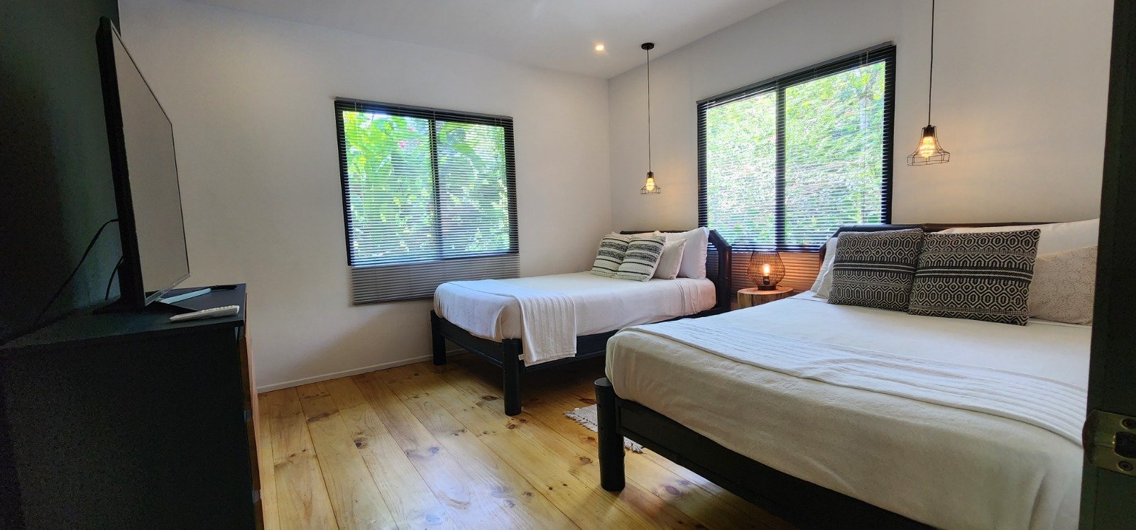 FIRE SALE ! Beautiful hotel in the heart of Ojochal, in Costa Rica’s most desirable areas.