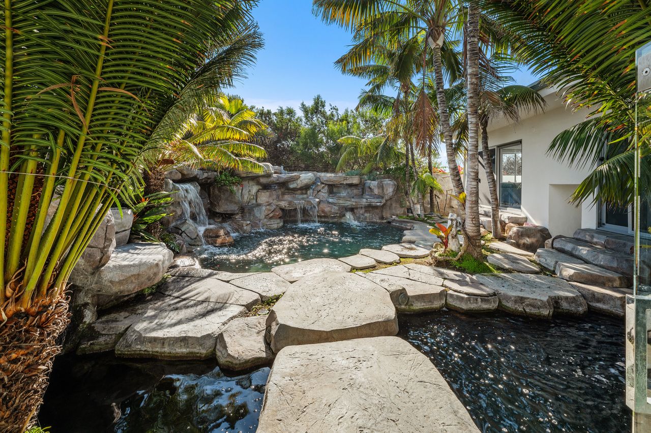 Encinitas Oceanfront Retreat