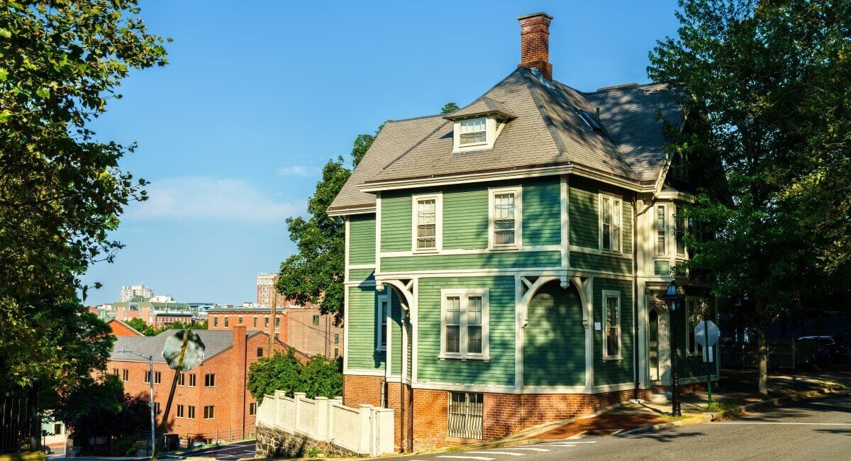 Top Tips For Buying A Historic Home