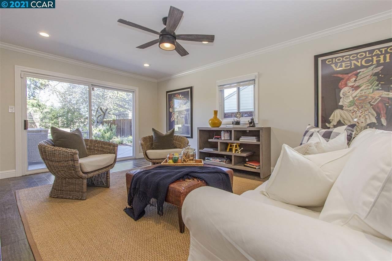 3320 S Lucille Ln