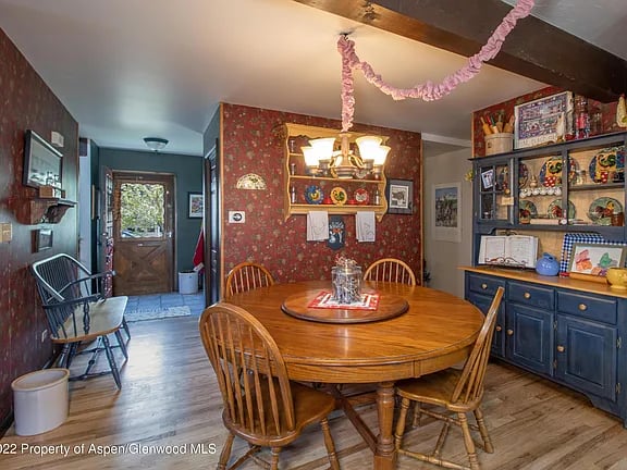335 Vista Dr