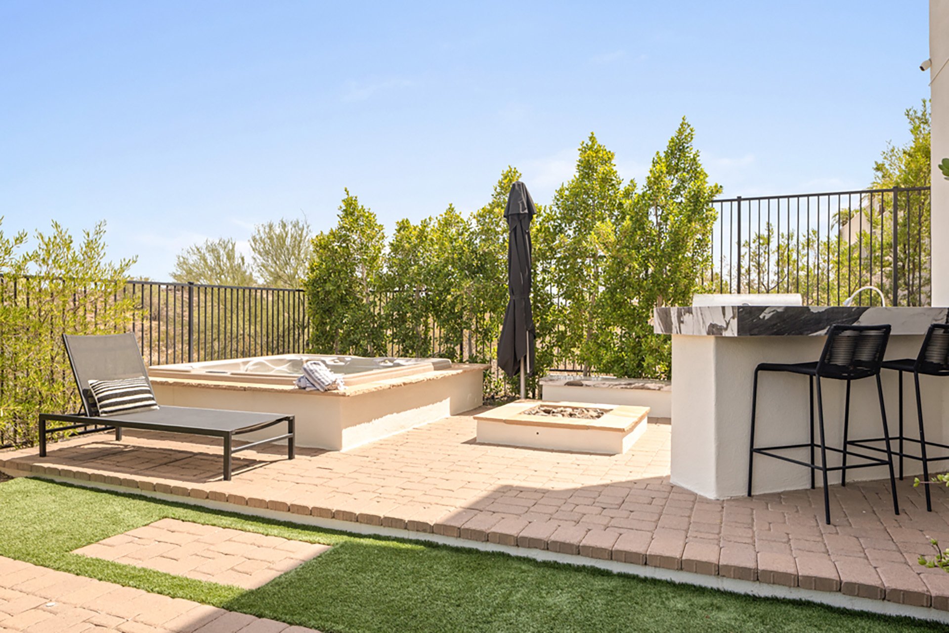 10827 N SONORA Vista