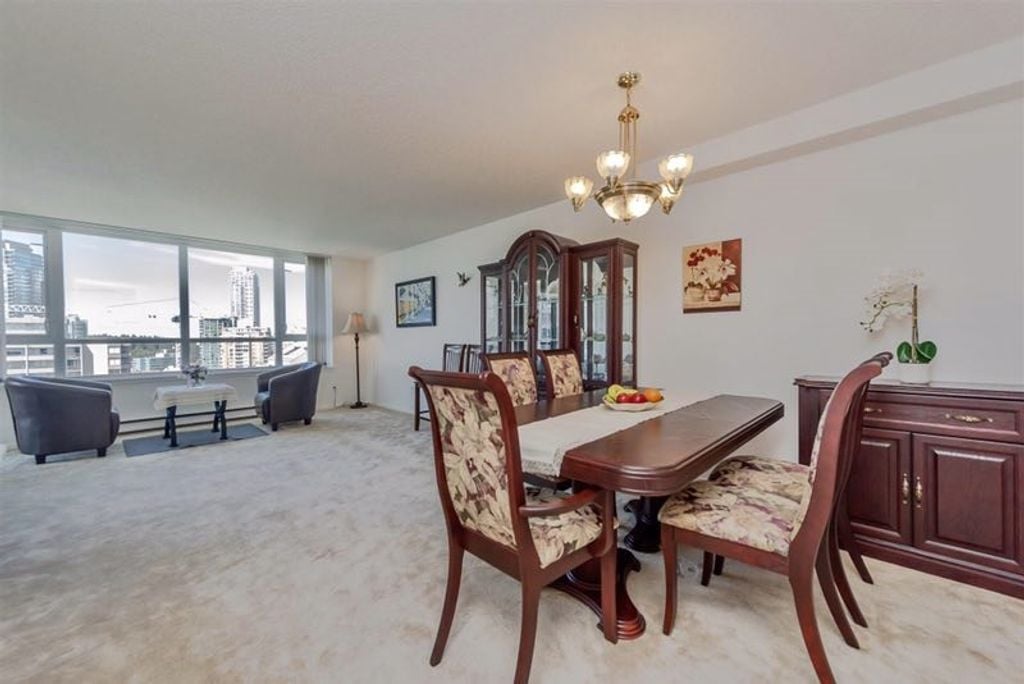 6055 Nelson Ave, #2102