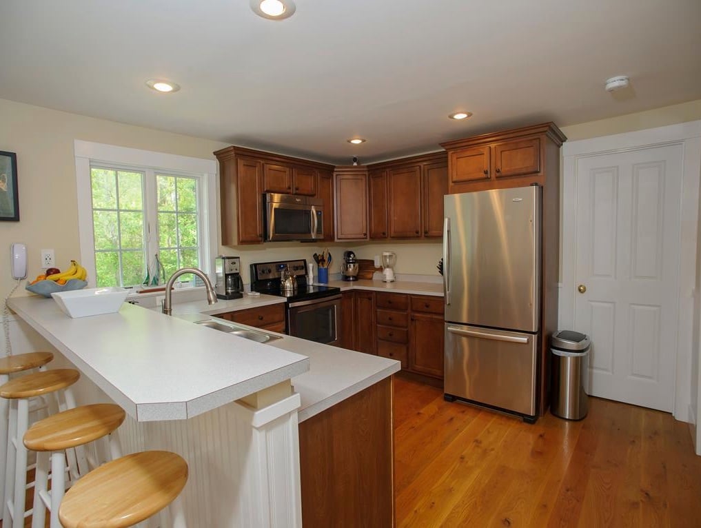 196 Spring Hill Rd