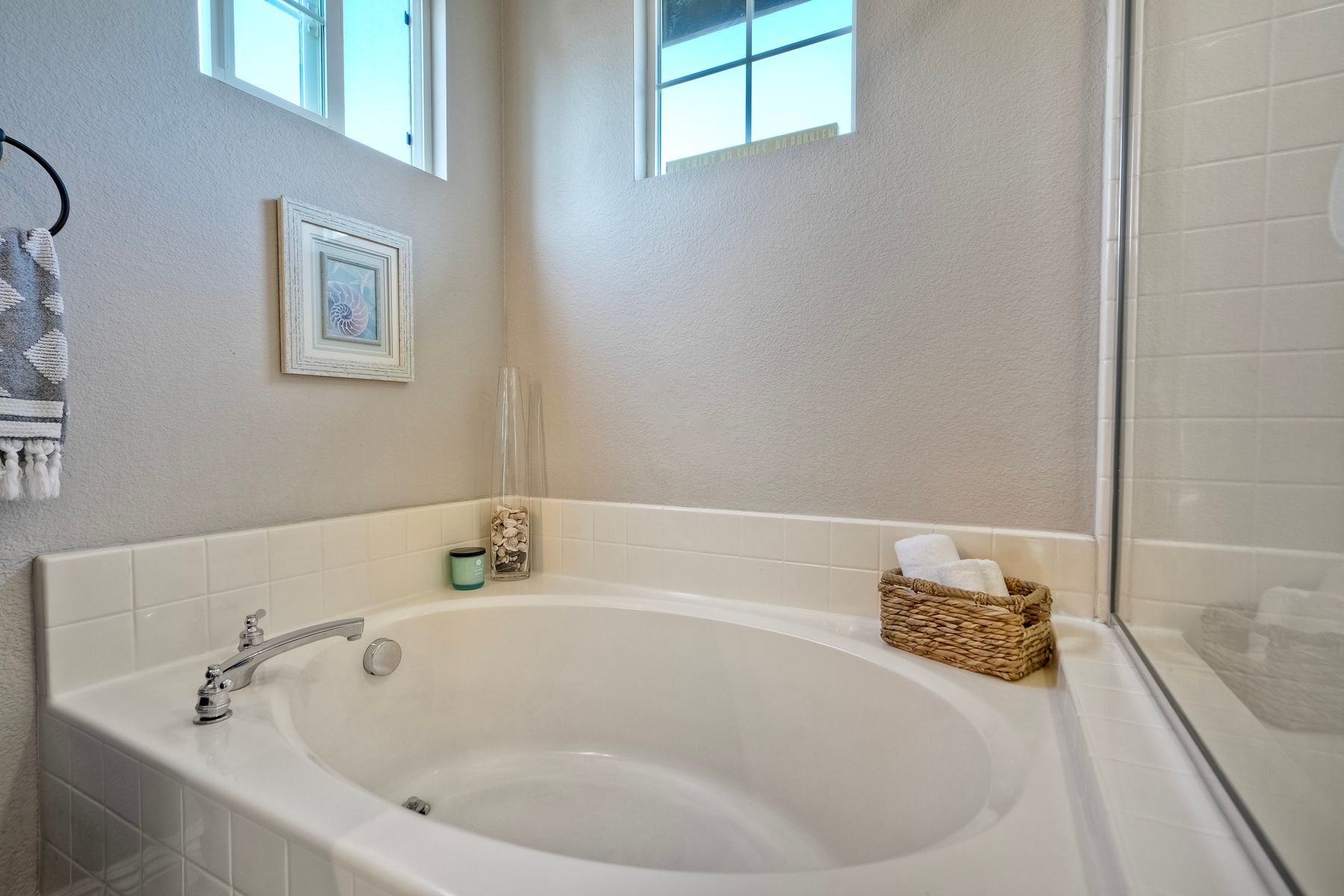 121 Canyon Creek Way