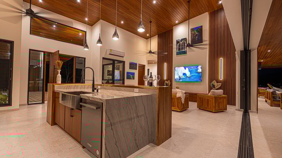 3 Bedroom Luxury Modern Tropical Home in Dominical