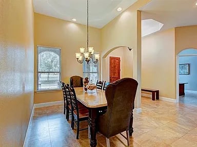 390 Teal Lane