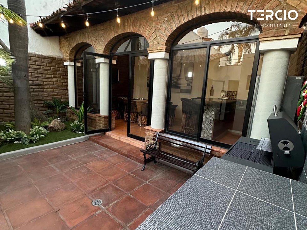 Casa en Venta por la Expo Guadalajara  $7'450,000.00 MN