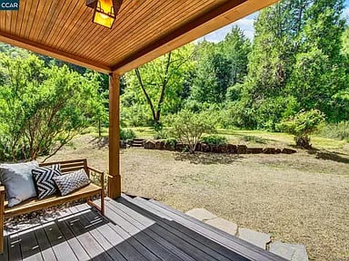 4009 Redwood Rd