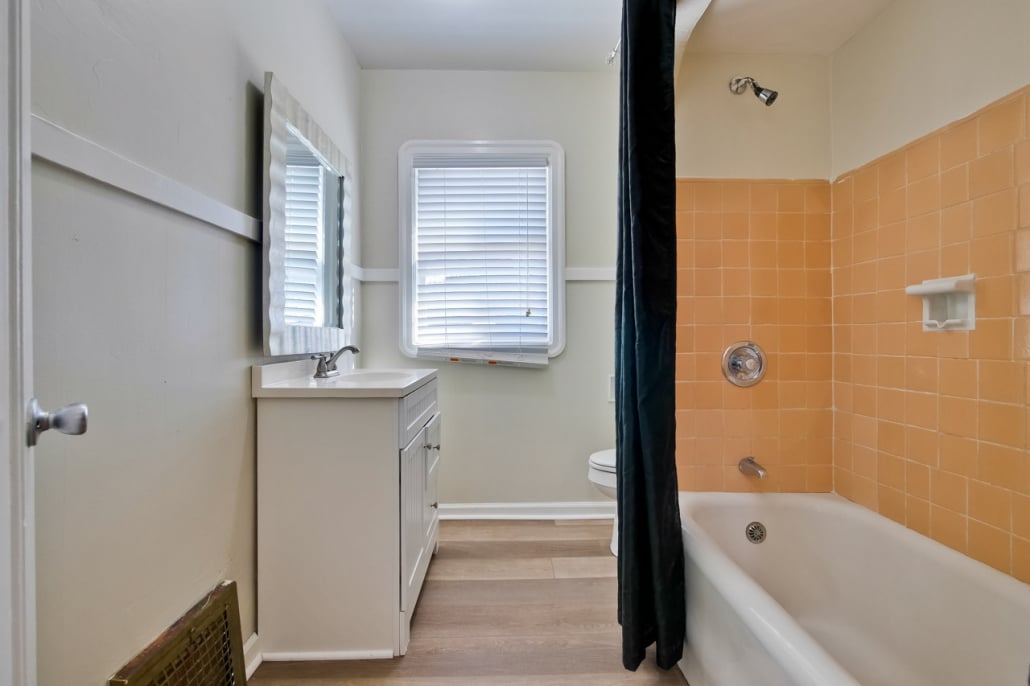 1,272 SF Office/Medical Bldg. For Sale in Willow Glen